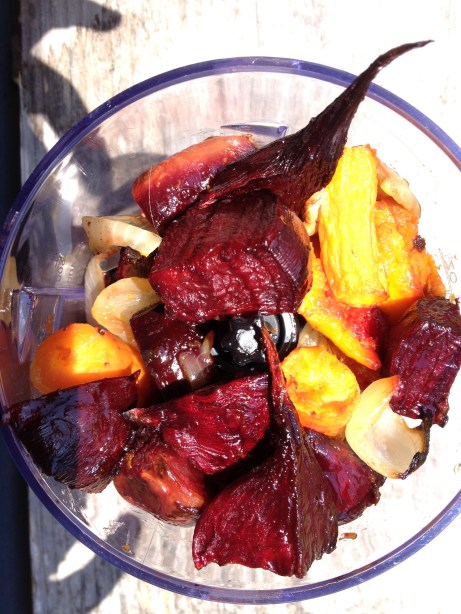 A clean roast vegetable dip ready to be blended